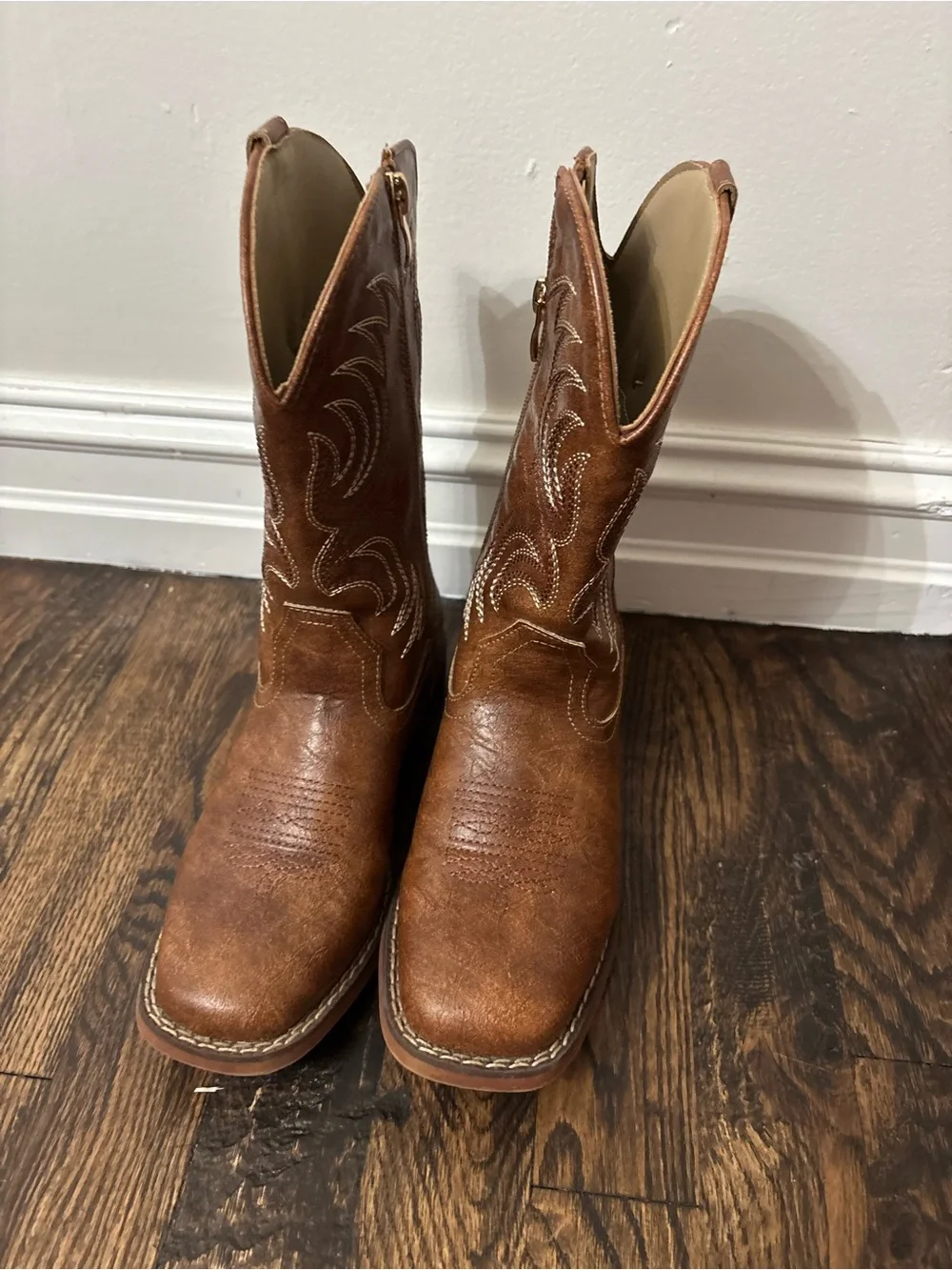 Classic Brown Western-Style Rollda youth boots - 4y
